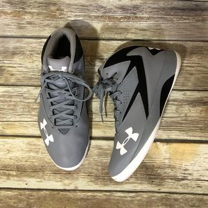UNDER ARMOUR: Lockdown Basketball Cross-trainers